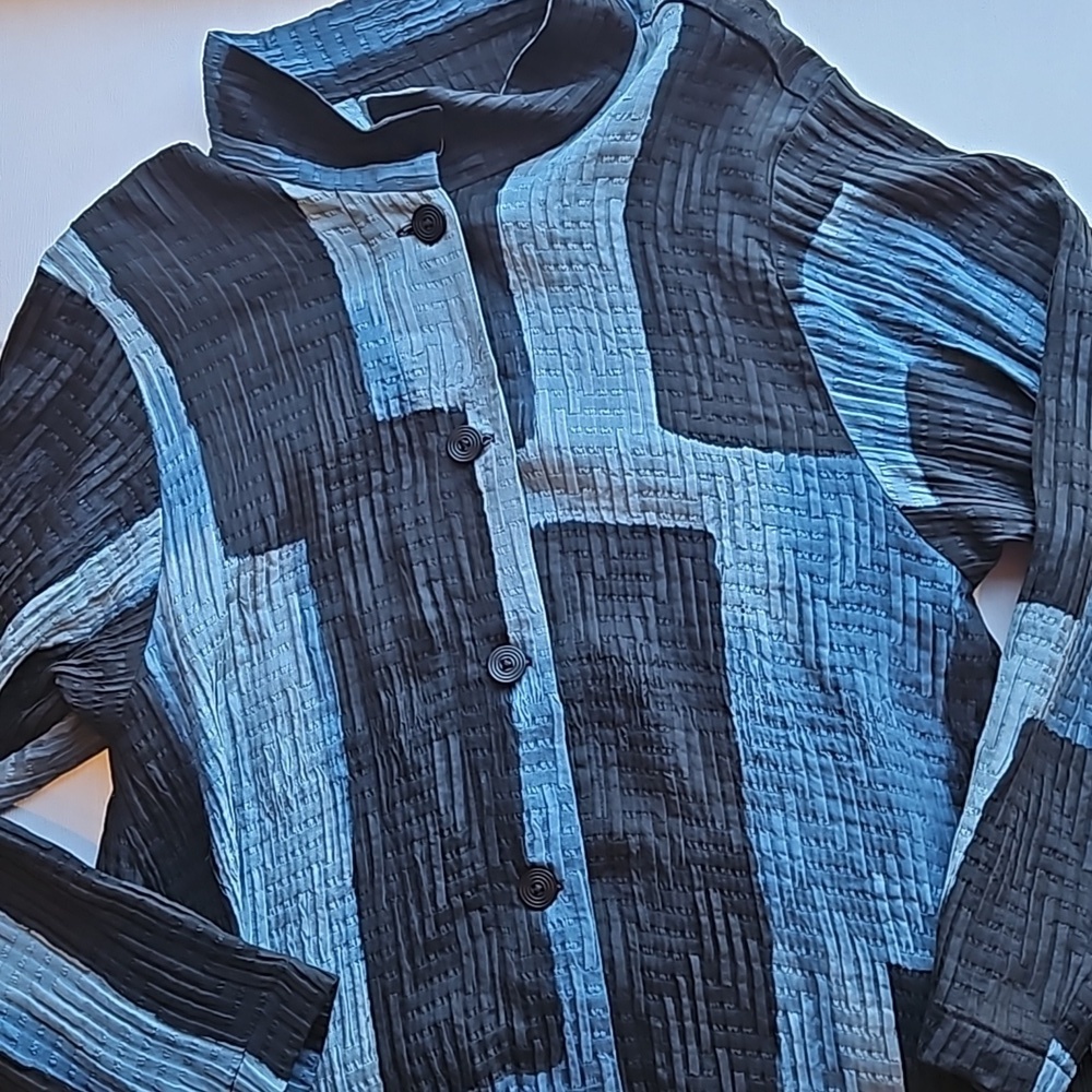 Ego Wearable Art Blue Black Colorblock 100% Silk Button Up Blouse Jacket L
